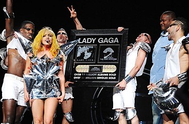 Lady Gaga ( )