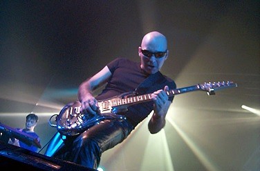Joe Satriani /  