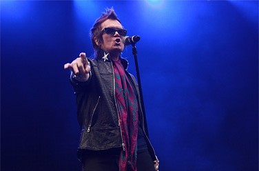 Glenn HUGHES ( )