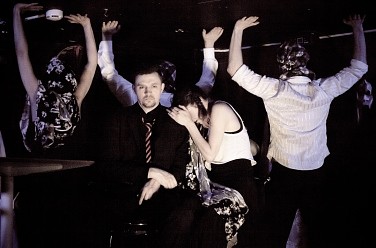 �������-������.�������