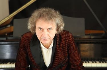   / Roberto Cacciapaglia