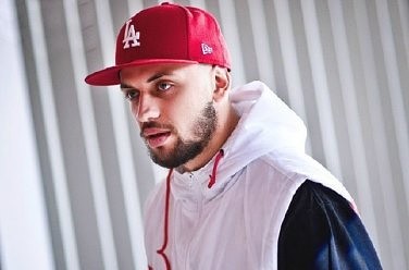 ST