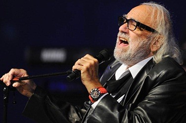   / Demis Roussos  