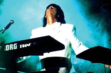 Space and Didier Marouani (     )