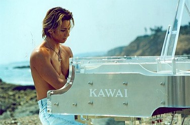 Yoshiki Hayashi /   