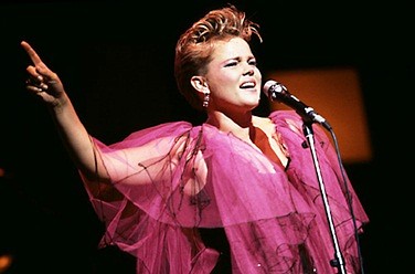 Belinda Carlisle /  