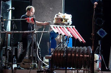 Einsturzende Neubauten