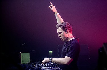 Hardwell. Record Christmas