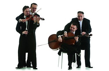   / Mozart Group