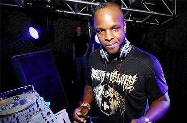 The World of Drum & Bass (  )