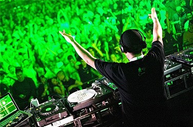 The World of Drum & Bass (  )