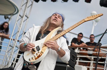    / Uli Jon Roth