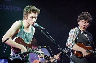 The Retuses