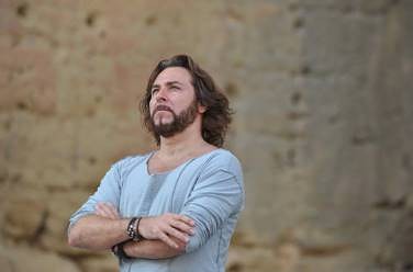 Roberto Alagna /   () 