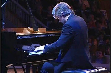 Barry Douglas /   