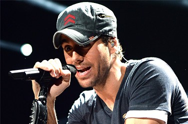   (Enrique Iglesias)