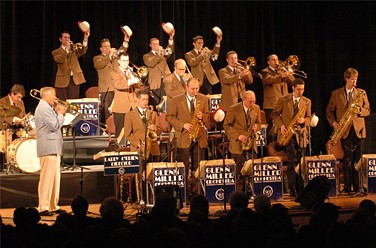    Swing Dance Orchestra