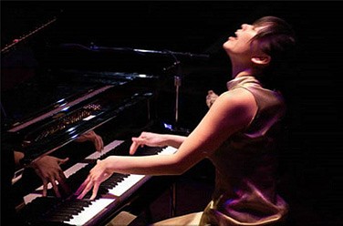 Hiromi Uehara ( )