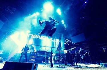 Pendulum - . World of DRUM&BASS