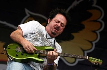 Steve Lukather /  